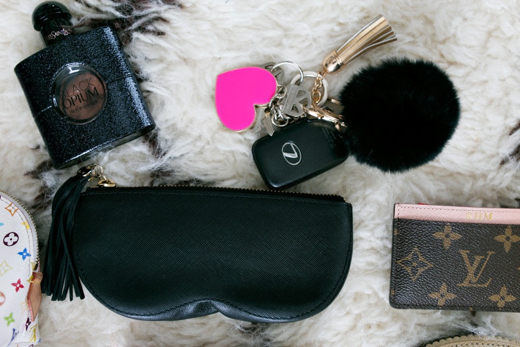 What's in My Bag?  Chronicles of Frivolity