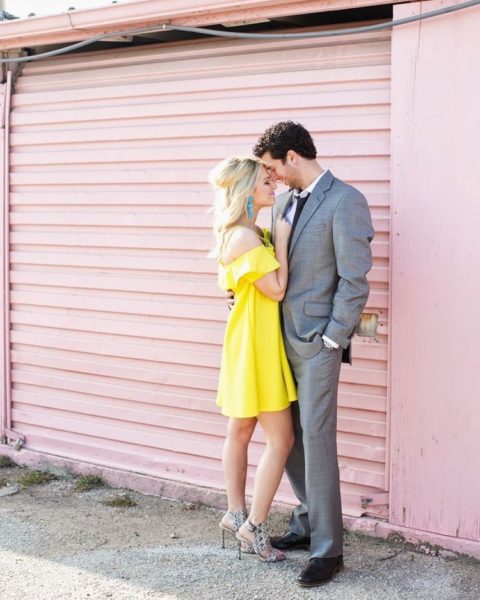 What to Wear for Engagement Photos