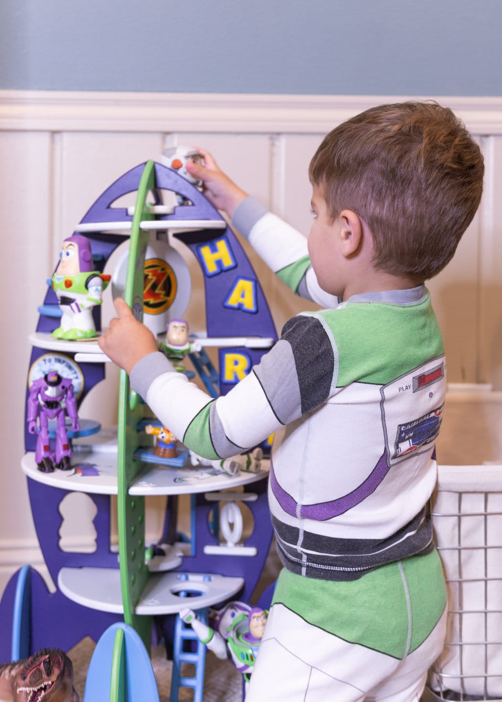 Buzz lightyear spaceship play tent sales